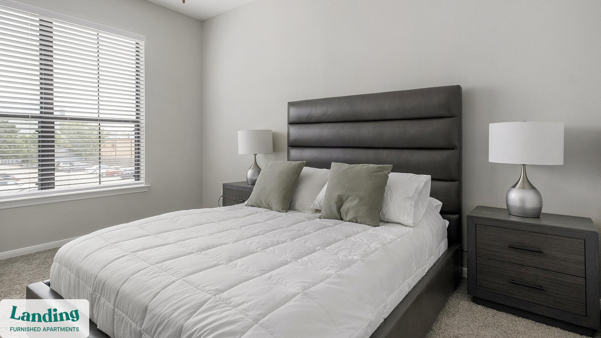 Building Photo - 2500 Woodland Park Dr