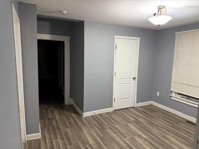 Building Photo - 429 South St