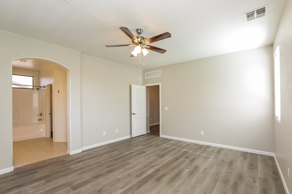 Building Photo - 3638 E Flamingo Way