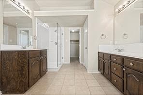 Building Photo - 5400 Vineyard Ln