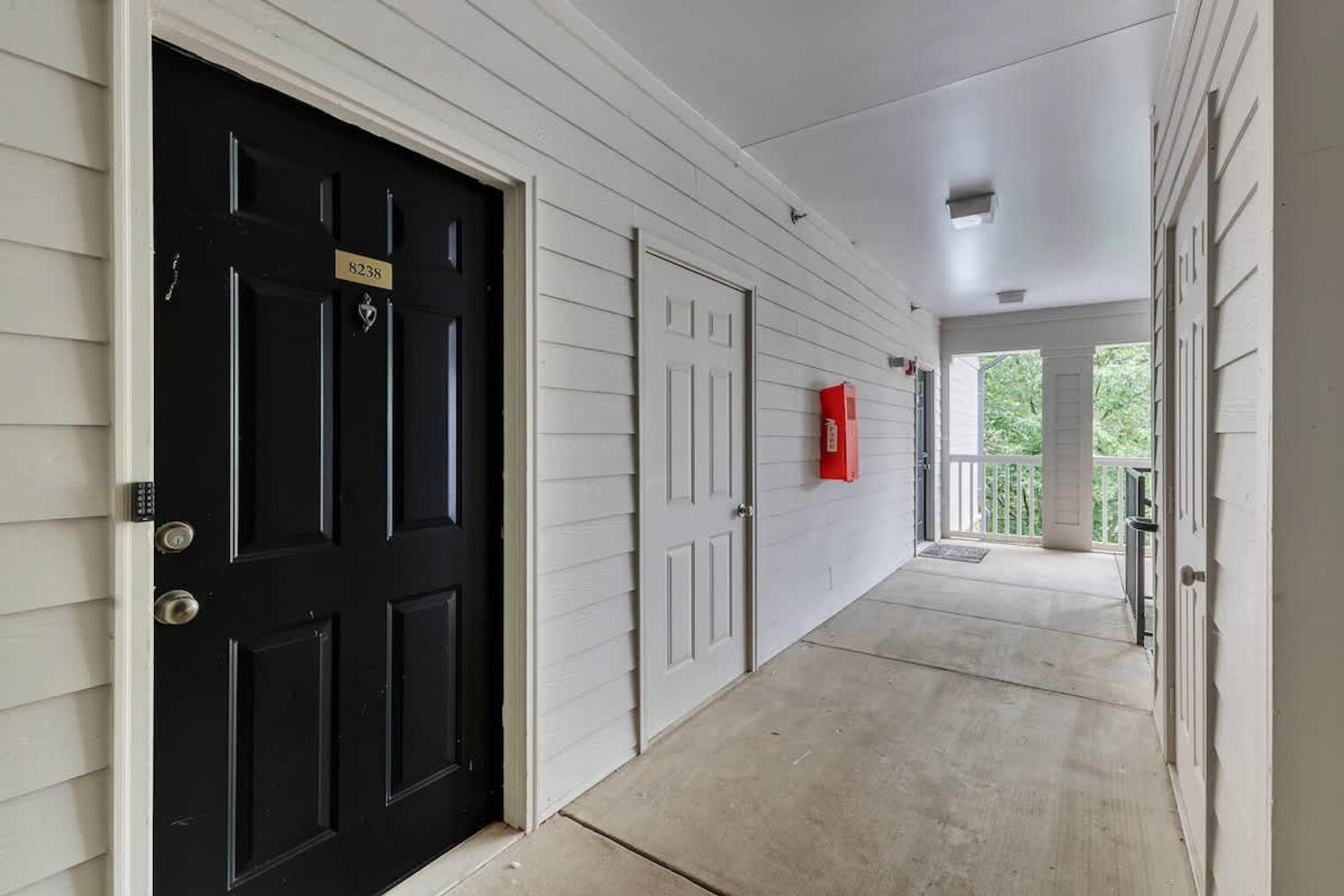 Building Photo - 8238 Hydon Dawn Ln