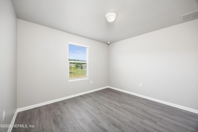 Building Photo - 6853 Sandle Dr
