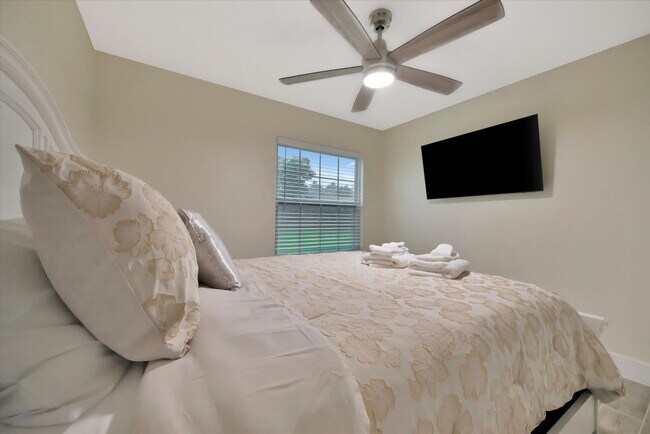 Building Photo - 7724 Simon Ridge Ct