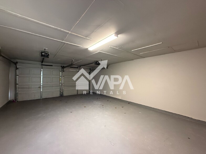 Building Photo - 14419 Briarlake St