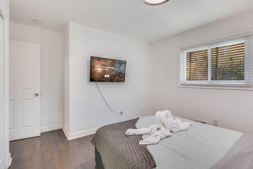 Building Photo - 3490 Turner Heights Dr