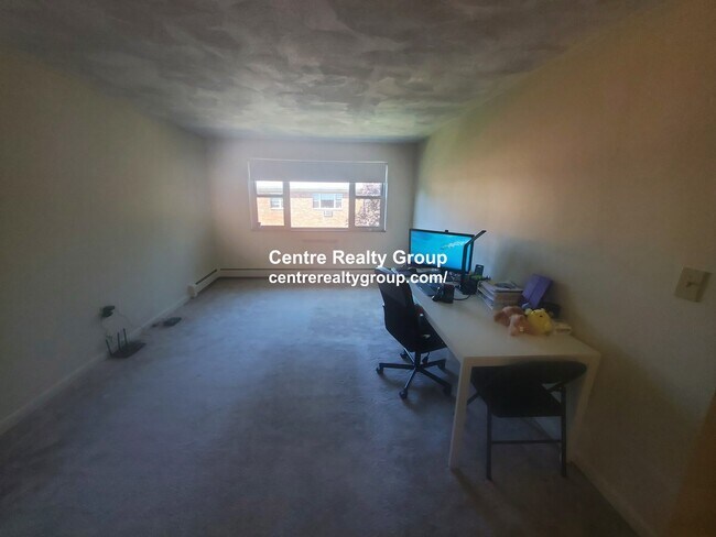 Building Photo - 155 Lexington St