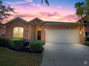 Building Photo - 2614 Orchard Creek Ln