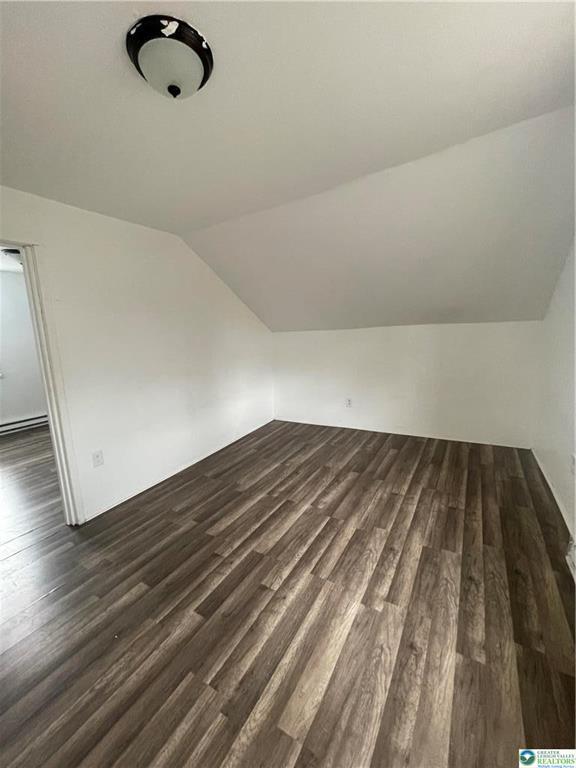 Building Photo - 551 Sumner Ct