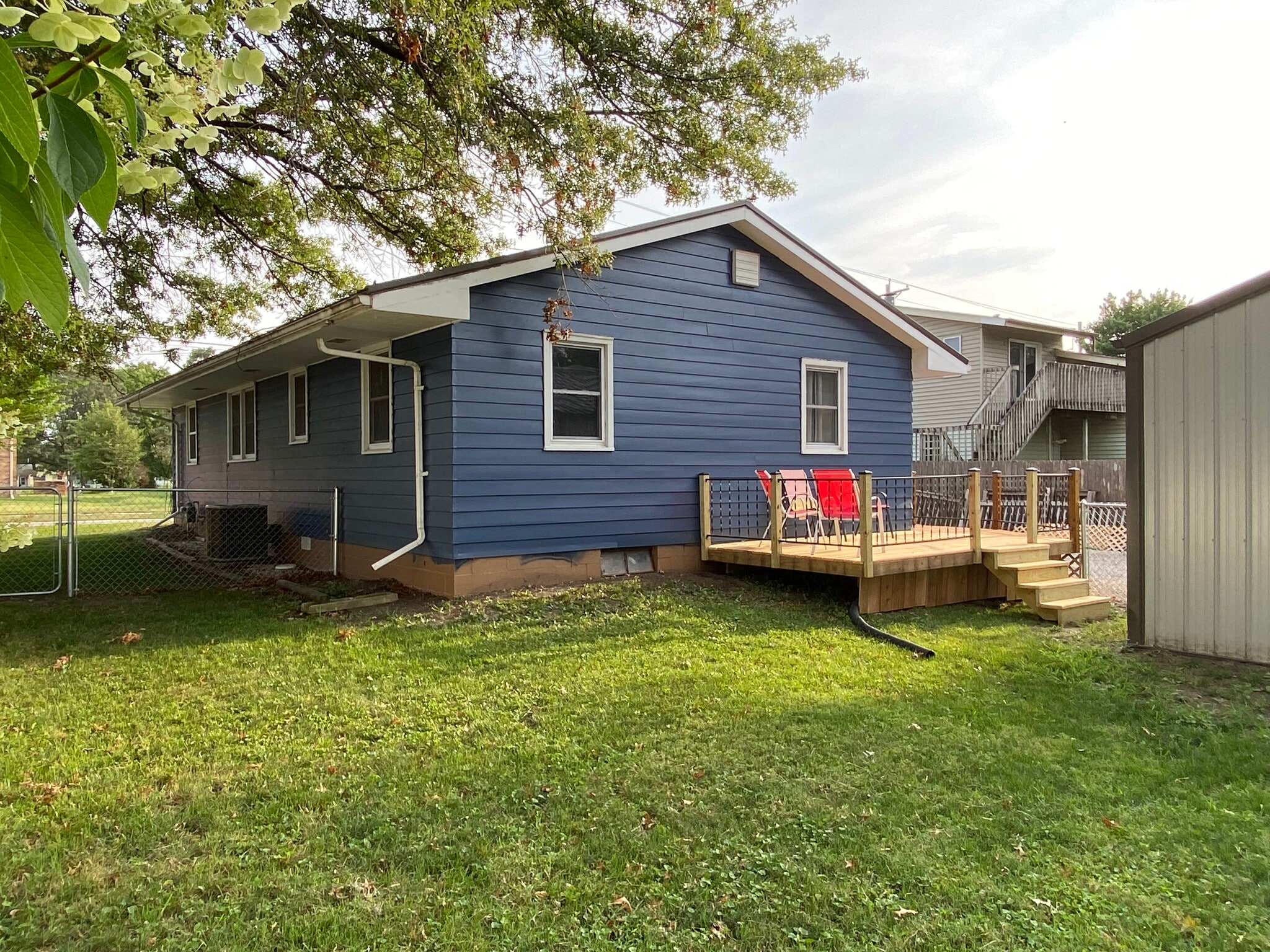 Building Photo - 606 E Jasper St