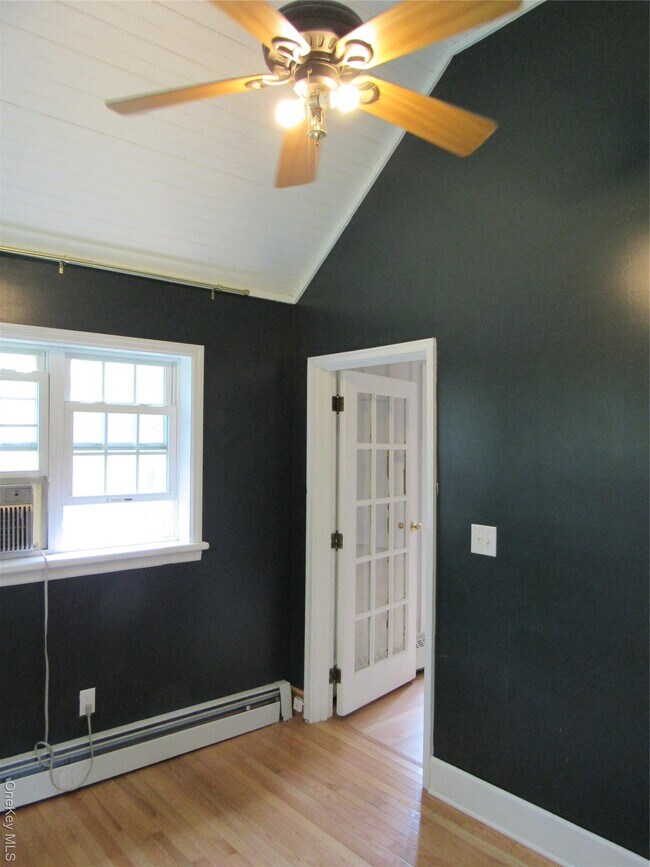 Building Photo - 30 Craigville Rd
