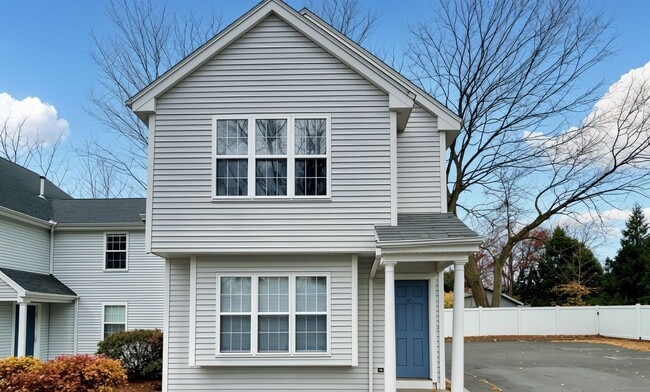 Primary Photo - 68 W Main St