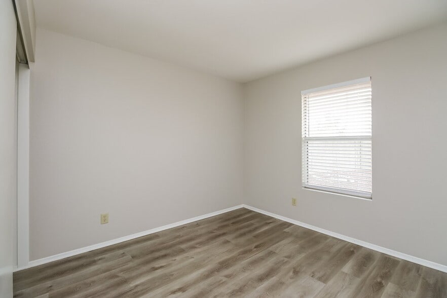 Building Photo - 12415 S Ki Dr