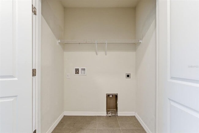 Building Photo - 424 Newmont Cir