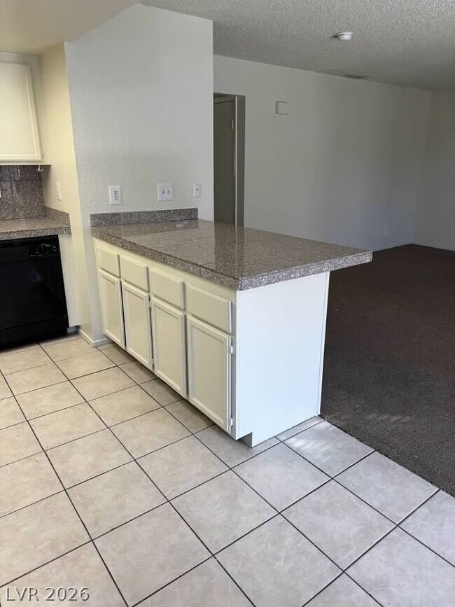 Building Photo - 2724 Otter Creek Ct