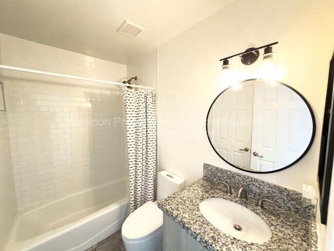Building Photo - 3623 Harbor Crest Way