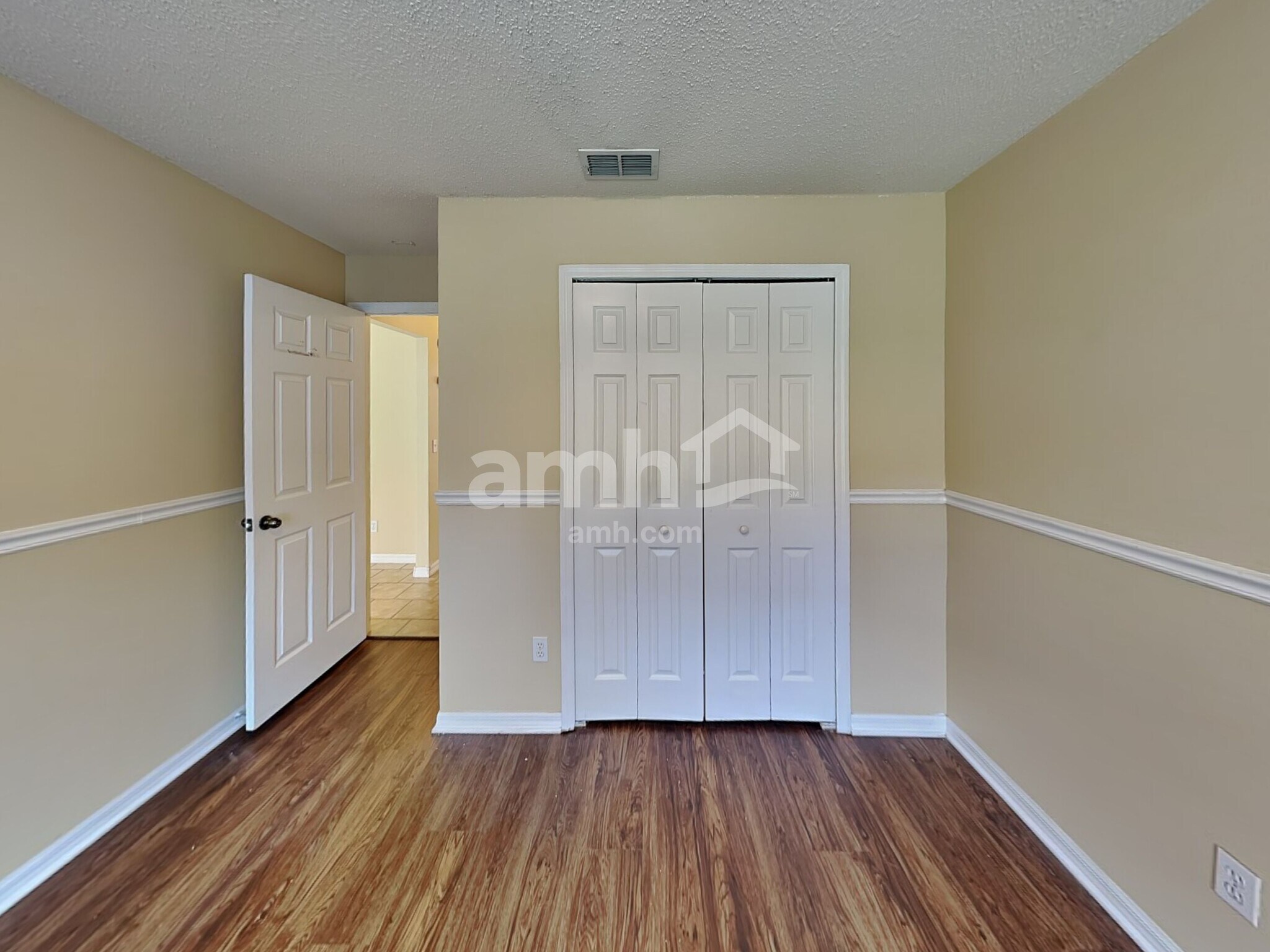 Building Photo - 29333 Yarrow Dr