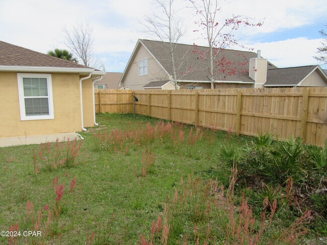 Building Photo - 7302 Rodgers Dr