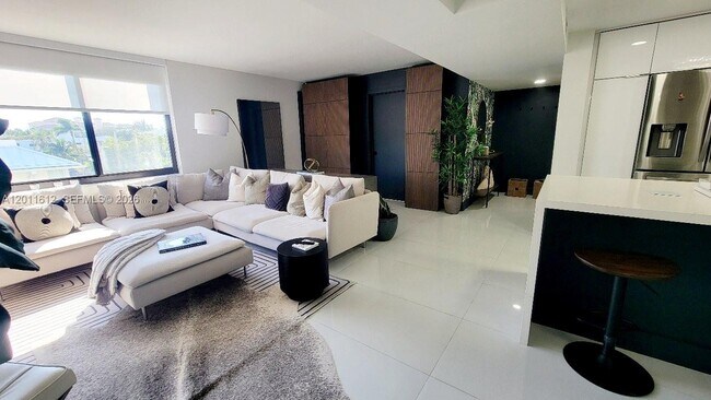 Building Photo - 250 Galen Dr