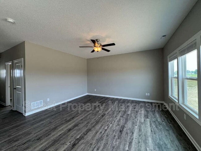 Building Photo - 5378 Broad Fields Cv