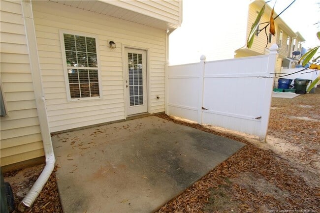 Building Photo - 3921 Volkswalk Pl