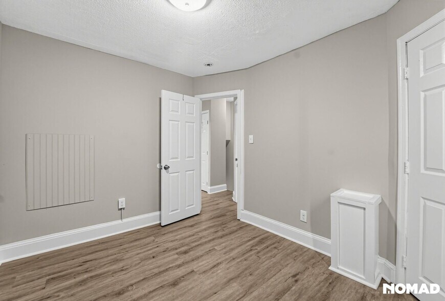 Building Photo - 3302 Elmley Ave