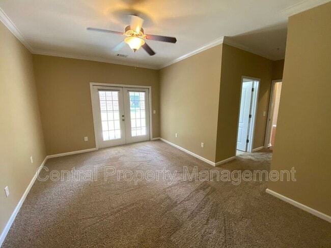 Building Photo - 53 Barnwood Cir