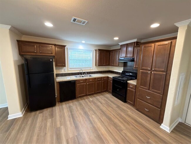 Building Photo - 7691 Farm to Market 32