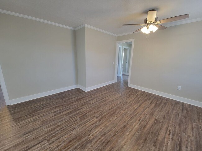 Building Photo - 4137 US-301