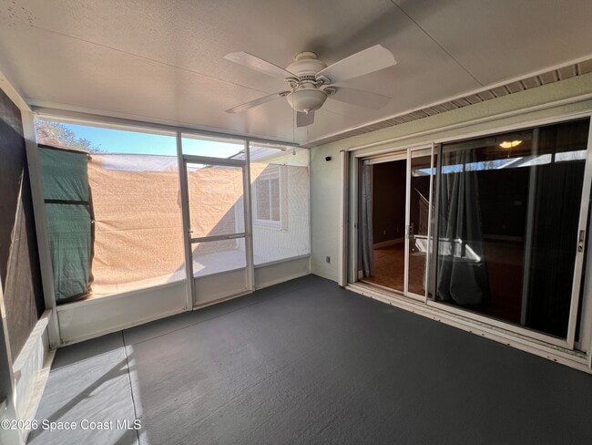 Building Photo - 2565 Ventura Cir