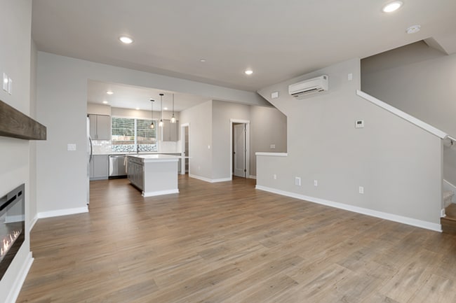 Building Photo - 1804 sf | 4 Bedrooms 3.5 Baths | 2 Car Garage | $3,750.00