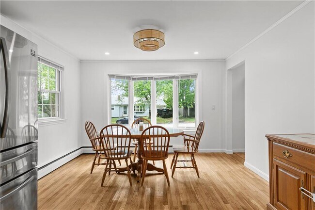 Building Photo - 12 Granada Ter