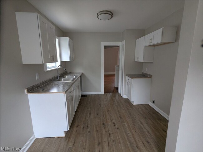 Building Photo - 1151 Quilliams Rd