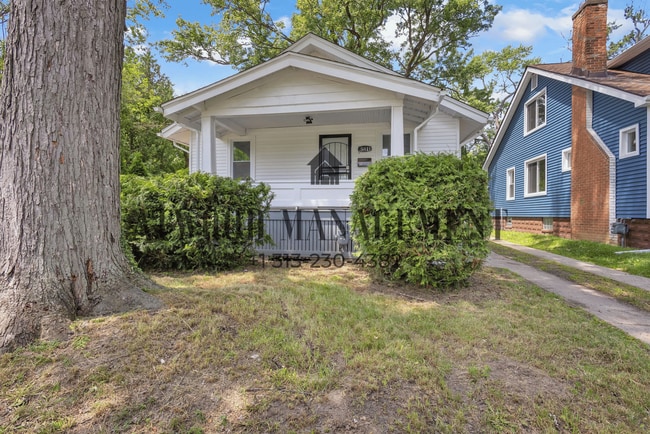 Building Photo - 15811 Trinity St