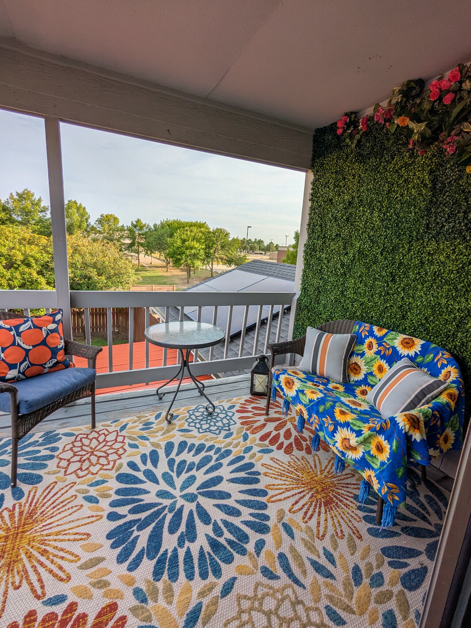 Upstairs Balcony - 1909 Lavaca Ct