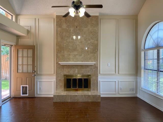 Building Photo - 1404 Ranchview Ct