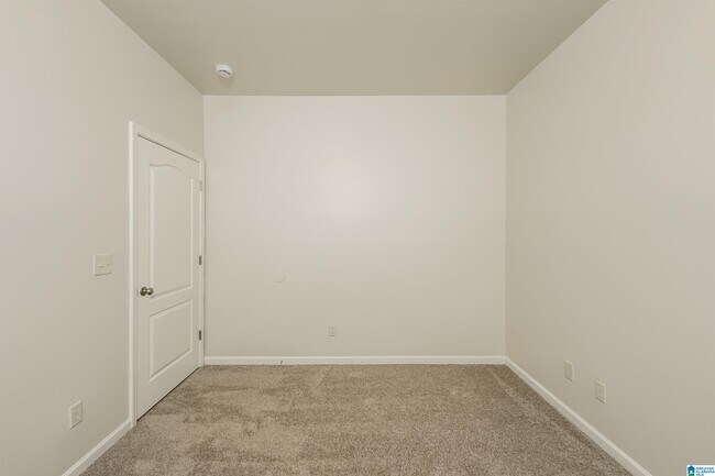 Building Photo - 6459 Southern Trace Dr