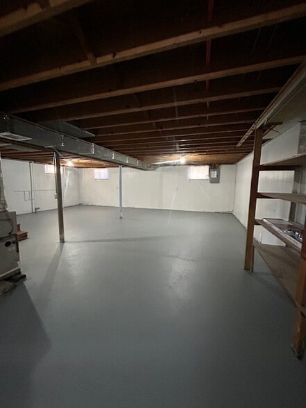 Basement - 606 Division St