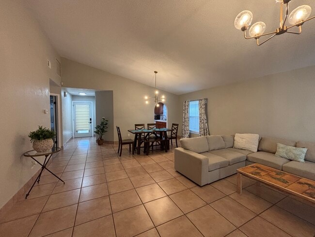 Building Photo - 44 Capistrano Dr