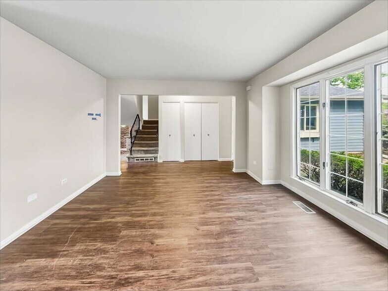 Building Photo - 5265 Arquilla Dr