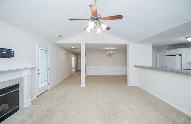 Building Photo - 272 High Meadows Cir