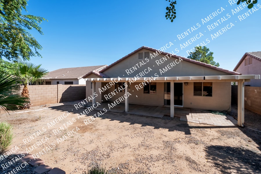 Building Photo - 30740 Maple Chase Dr