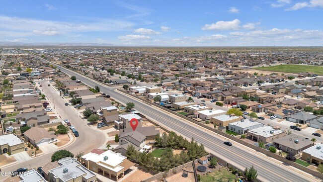 Building Photo - 14209 Trigger Rock Ln