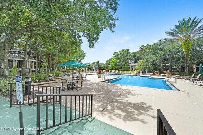 Building Photo - 7667 N Wickham Rd