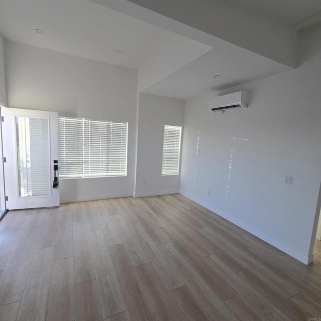 Building Photo - 324 S Pardee St