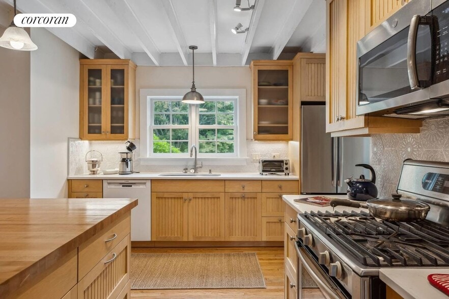 Building Photo - 50 Corrigan St