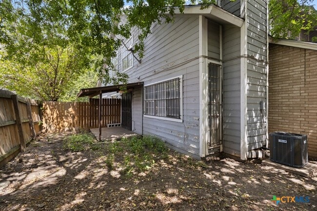 Building Photo - 6714 Windsor Hollow Dr