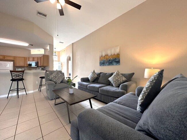 Building Photo - 160 Minniehaha Cir