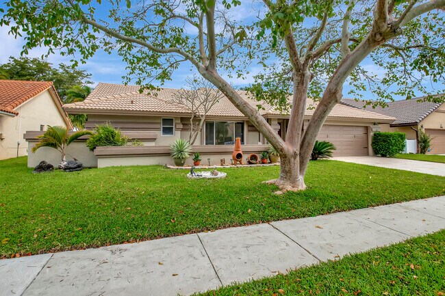 Building Photo - 9953 Majestic Way