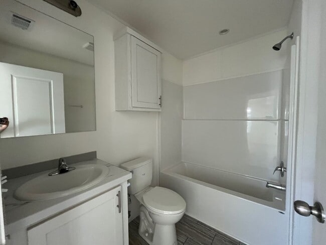 Building Photo - 112 Leopard Ln