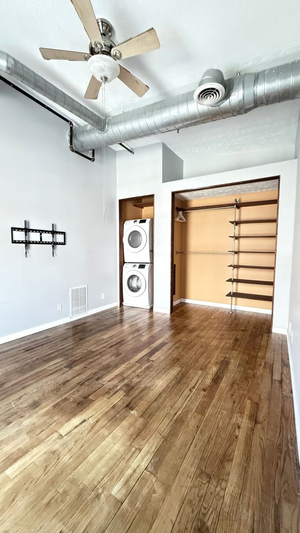 Building Photo - UPSCALE DOWNTOWN CONDO